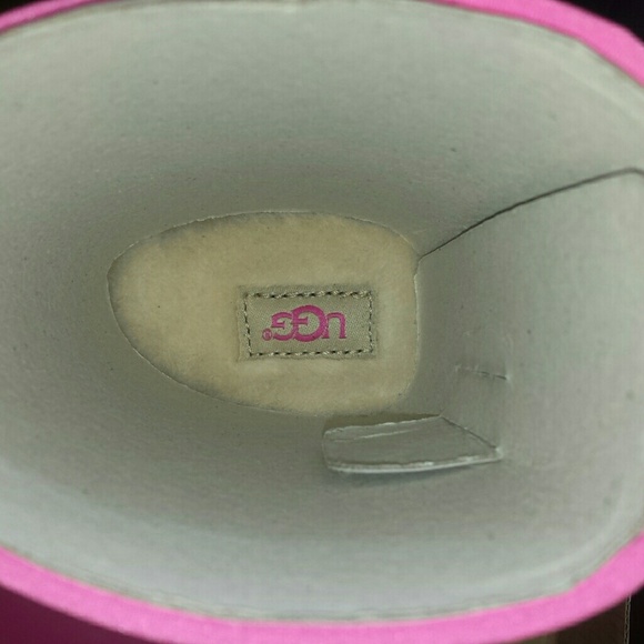 UGG Toddler Rain Boots - Picture 2 of 7